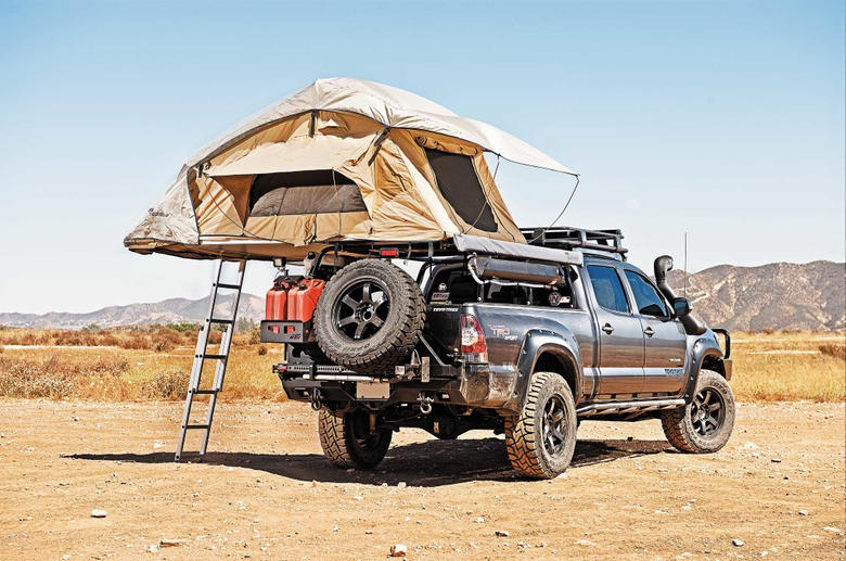 008-2013-toyota-tacoma-double-cab-4x4-arb-series-iii-simpson-roof-top-tent-1024x680